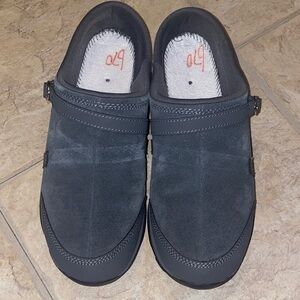 Easy Spirit Equinox Woman’s size 10 dark grey shoes